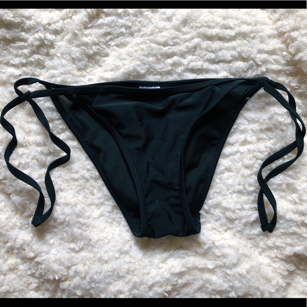 Never worn bikini bottoms from target